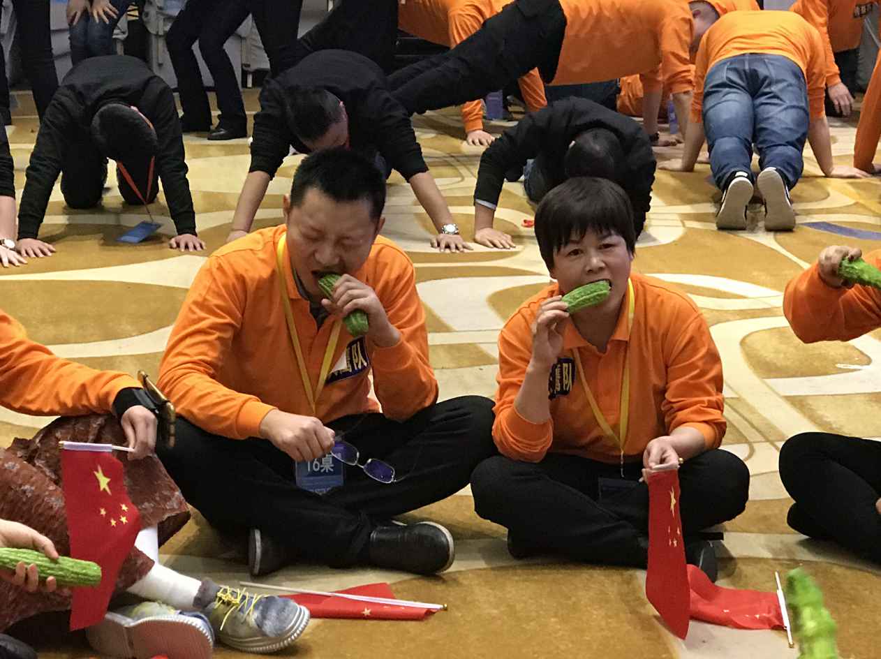 “学习是一种使命” 公司董事会成员等参加企业实修讲师江岚昕老师 总裁执行风暴第218期学习班(图4) “学习是一种使命” 公司董事会成员等参加企业实修讲师江岚昕老师 总裁执行风暴第218期学习班(图4)