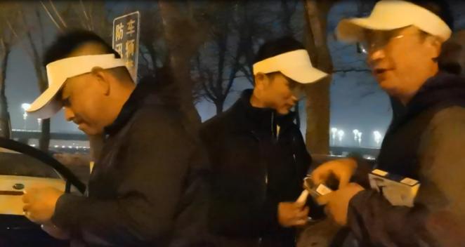 承诺兑现!河堤路60公里徒步圆满完成(图14) 承诺兑现!河堤路60公里徒步圆满完成(图14)